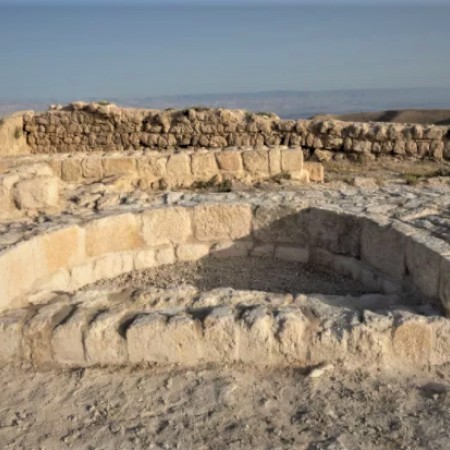 Nalezeno místo, kde se rozhodlo o stětí světce, který křtil Ježíše