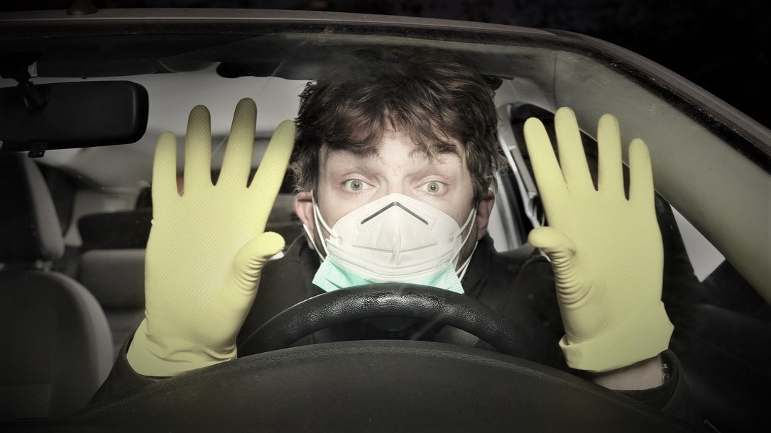 Vědci radí, jak jezdit autem, a přitom si nedojet pro covid