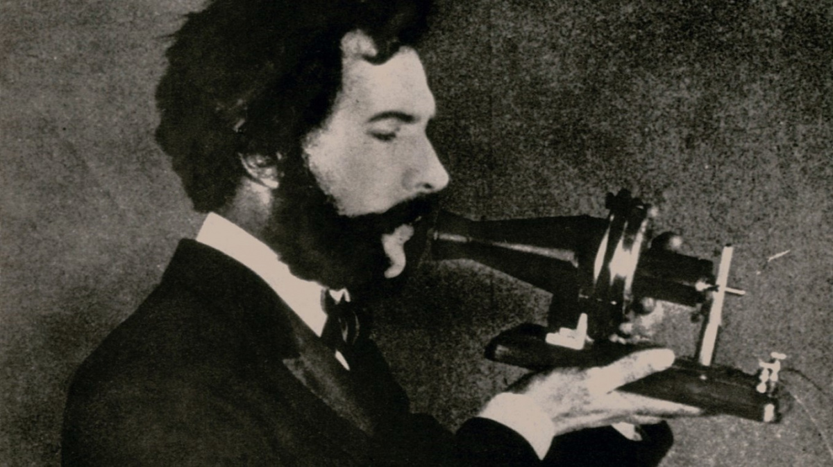 ‚Pane Watsone...‘ Tak začínal první telefonní hovor před 145 lety