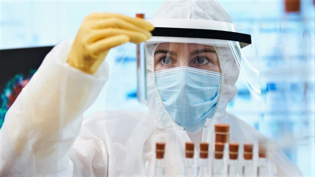 Chystá se univerzální vakcína proti koronavirům. Může odvrátit další pandemie