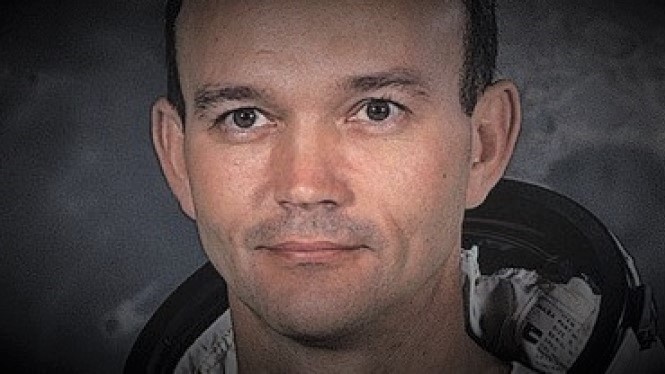 Zemřel ‚zapomenutý‘ astronaut z Apolla 11. Byl u Měsíce osamocen jako biblický Adam