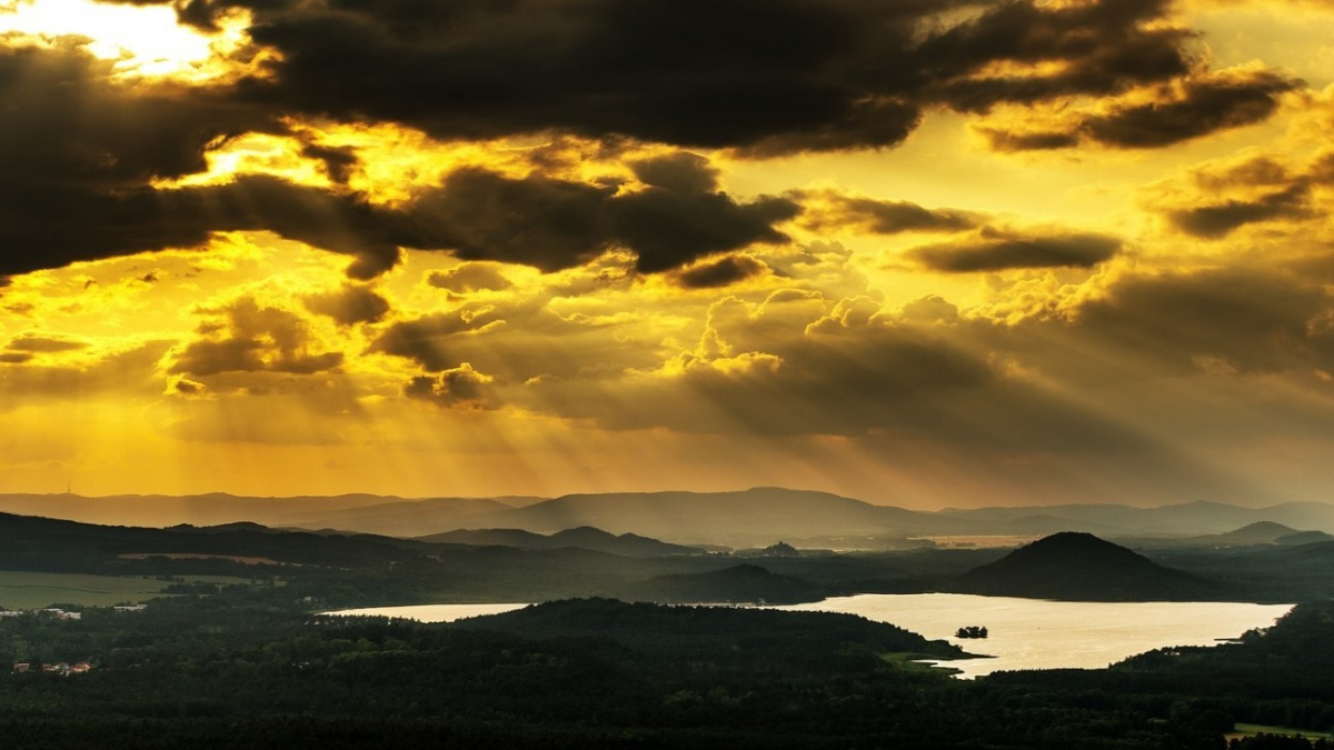 Z jezer mizí kyslík. Může to být vážný problém i v Česku