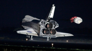 Atlantis uzavřel epochu, ve které astronauti usedali na sud střelného prachu