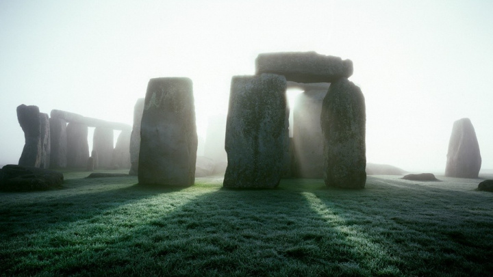 Zatoulaný kámen odhaluje nečekané znalosti stavitelů Stonehenge