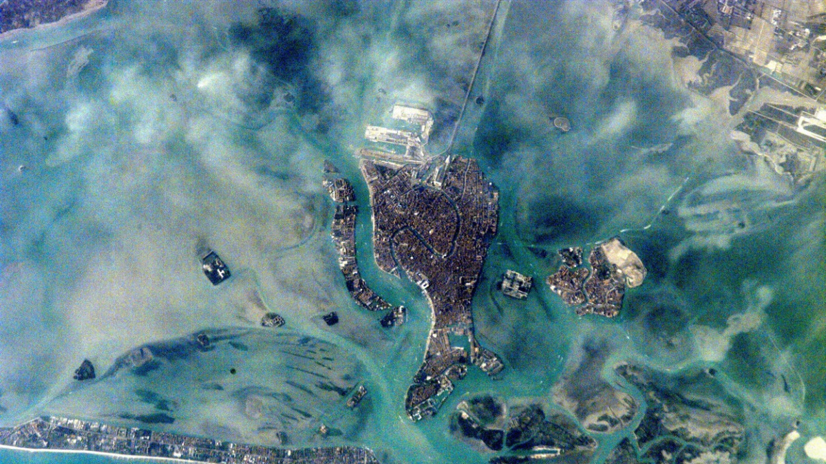 Vědci jsou zděšení, oceán zaplavuje svět mnohem rychleji, než čekali