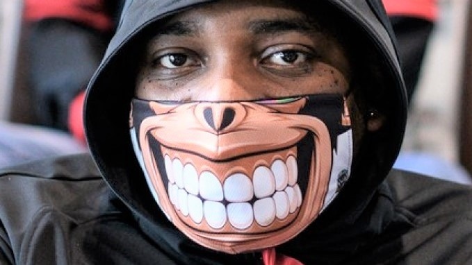 Vědci chtějí poznat lidi geneticky odolné vůči covidu, mohou je dovést k účinným lékům