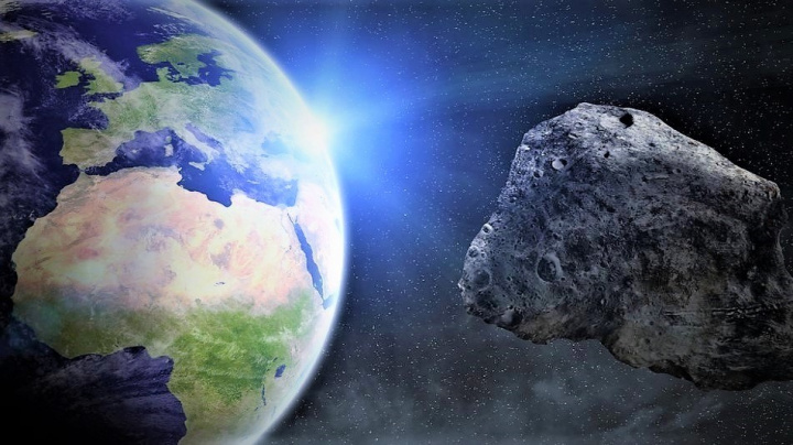 Asteroid těsně minul Zemi. A nikdo netušil, že přilétá