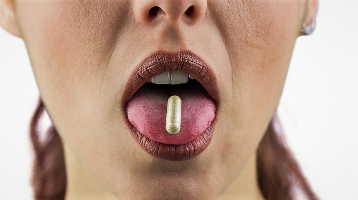 Nadějné pilulky mohou covid změnit na běžnou infekci