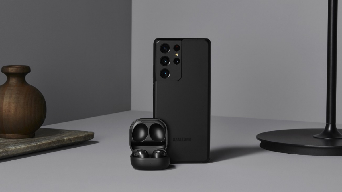 Vlajkový Samsung levnější o 7 500 Kč. Povánoční výprodej přinesl obří slevy na telefony