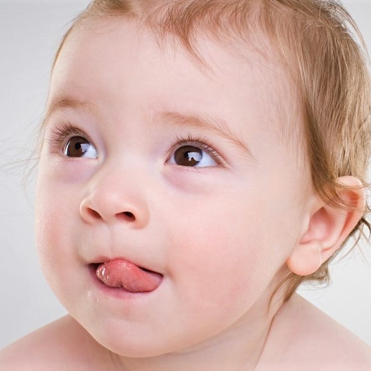 Proč vyplazujeme jazyk při přemýšlení? Vědkyně tomu přišly na kloub