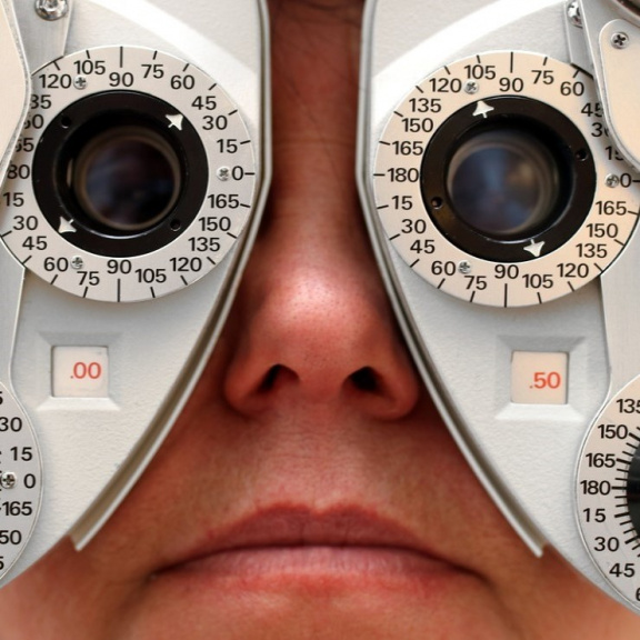 Lidstvo stojí na prahu epidemie krátkozrakosti, varují vědci