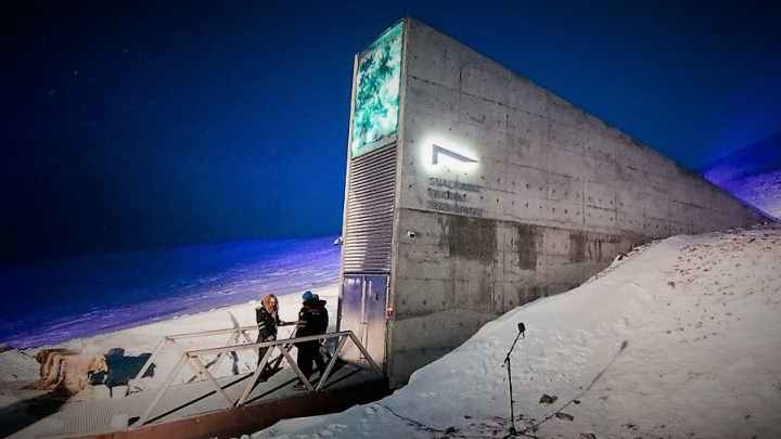 Microsoft uloží hudbu do skla a ukryje ji pod zemí. Na 10 000 let!