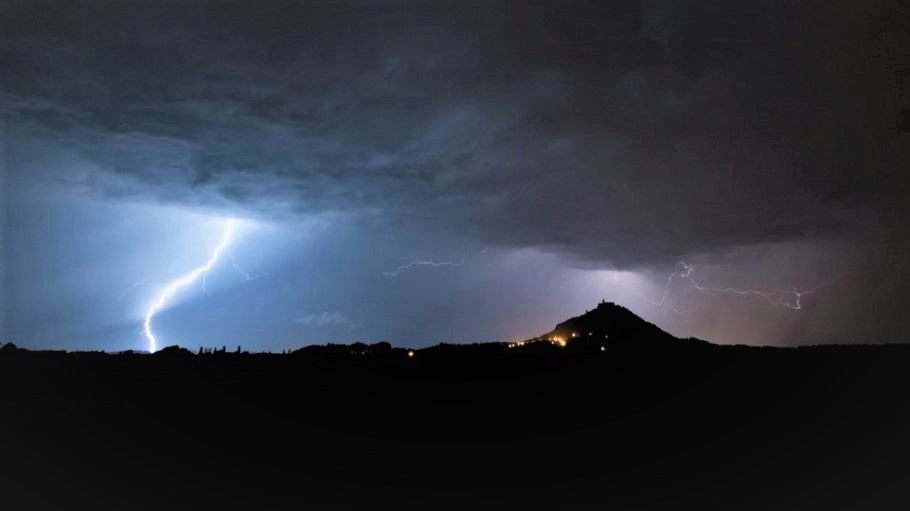 Jak se rodí supercely – samotářské bestie, které přinášejí zkázu