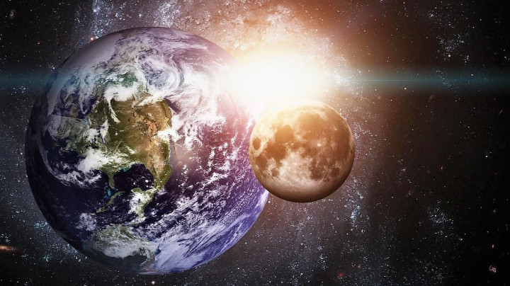 Země kolem Slunce neobíhá. Ve škole vás to učili špatně