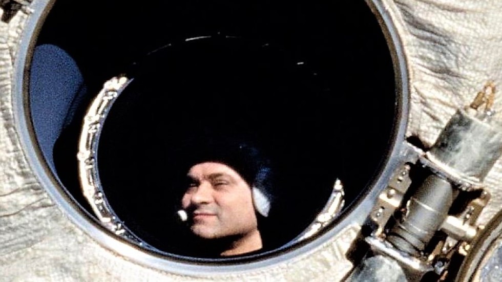 Zemřel kosmonaut, který lidstvu pootevřel cestu na Mars