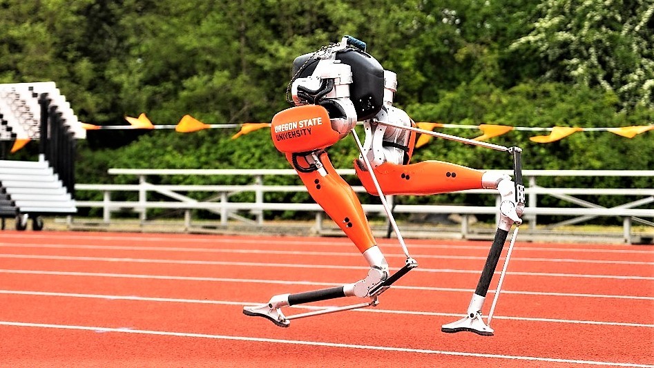 Droidka Cassie vytvořila světový rekord ve sprintu