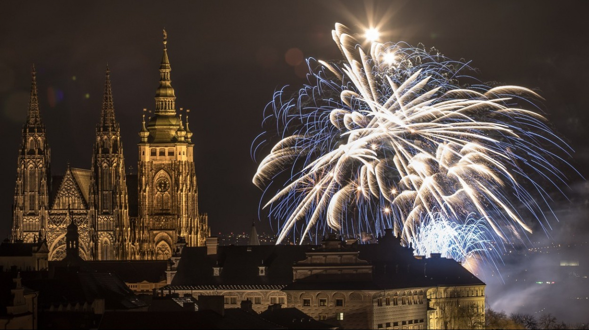 Novoroční ohňostroje jsou toxickou sprchou. Zakažme je, vyzývají vědci