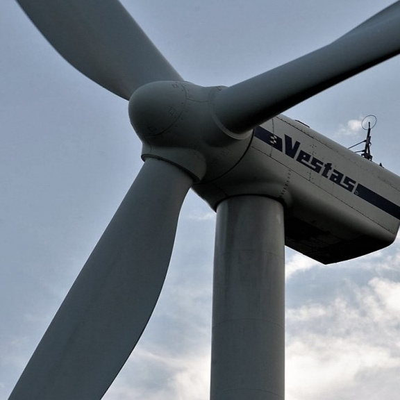 Roztočila se největší větrná turbína na světě. Je třikrát vyšší než vysílač na Ještědu