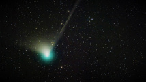 Vracející se zelená kometa C/2022 E3.