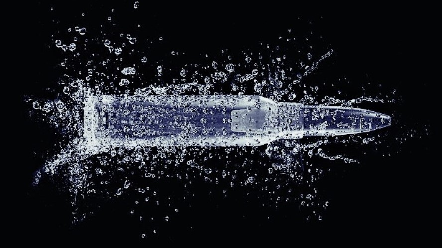 Nikdo neví, co bude následovat. Američané vystřelí hypersonickou rychlostí do vody projektil