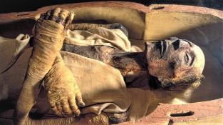 Odhalena tvář věhlasného faraona Ramesse Velikého. Experti ji vytvořili z CT skenů mumie