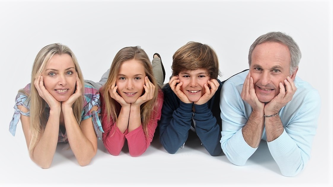 Rodiče používají k výchově dětí ChatGPT. Nedělejte to, varují odborníci