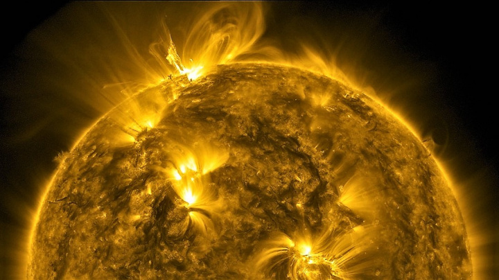 Slunce tluče jako lidské srdce. Objeven dosud neznámý signál z naší hvězdy