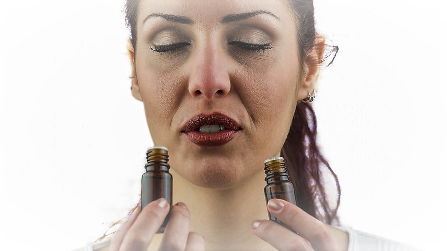 Přicházíme o čich. Matka příroda nám vypíná čichové geny