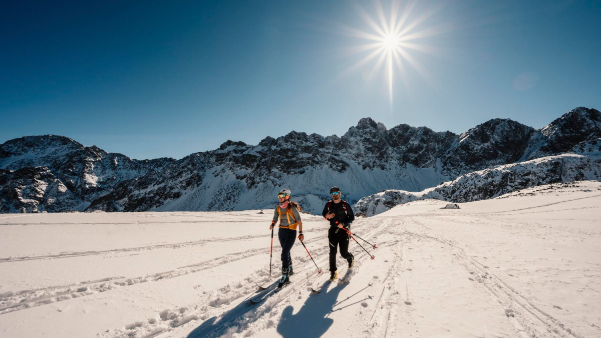 Lyžování na jaře a v létě? Žádný problém, vyrazte na ledovec