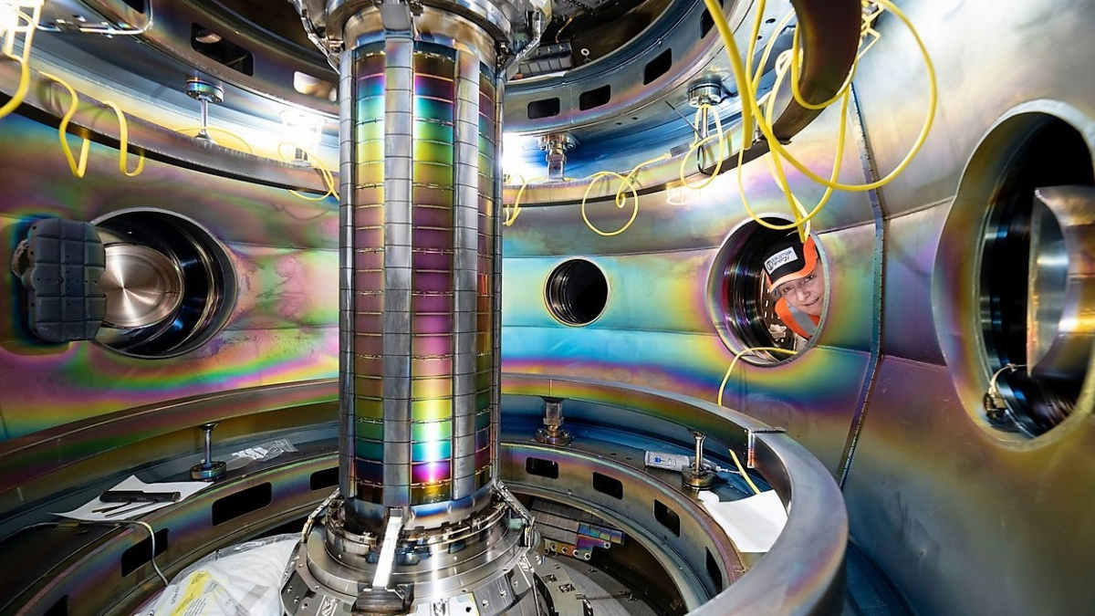 Magických 100 milionů stupňů. Tuto teplotu dosáhli fyzici v titěrném reaktoru