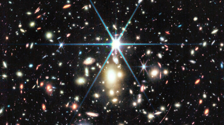 Teleskop sundal závoj z nejvzdálenější hvězdy v našem vesmíru