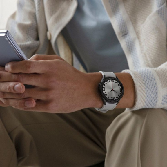 Na nejlepších smartphonech Samsung ušetříte 10 tisíc. Výhodně pořídíte tablet i hodinky