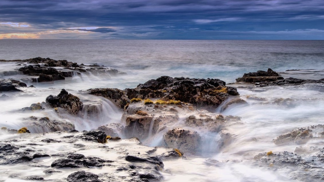 Zemská kůra pohltila vodu z oceánu a uvěznila ji pod mořským dnem