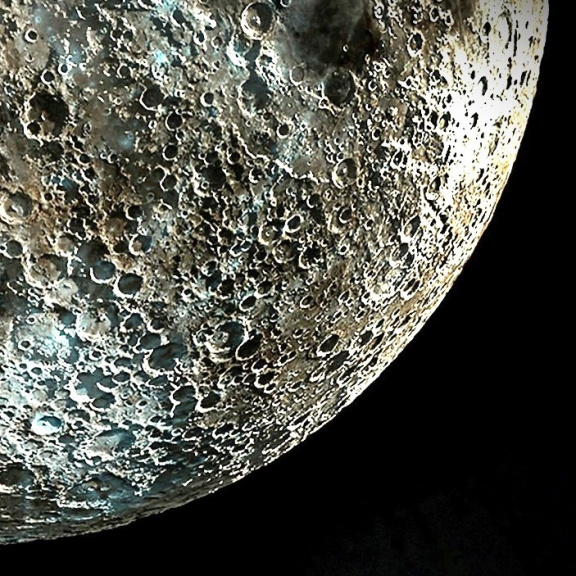 Měsíc je o 40 milionů let starší, než jsme mysleli