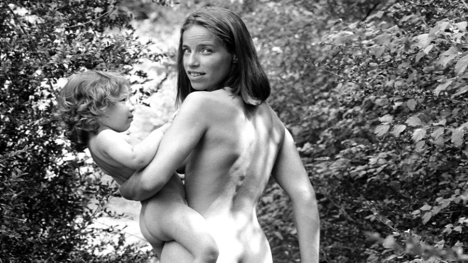 Kdy přestali lidé chodit nazí? Tajemství, které už neodhalíme