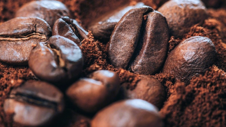 Částice z kávové sedliny může chránit před obávanou nemocí