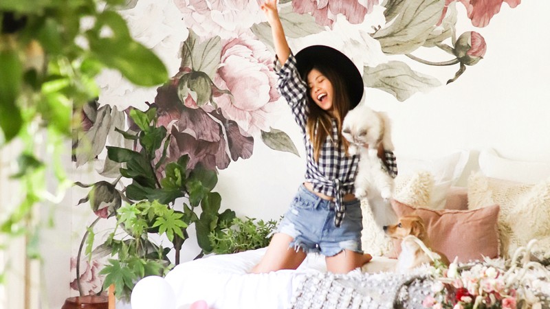 Letní osvěžení bytu – Kompletní průvodce, jak dodat interiéru prázdninovou atmosféru