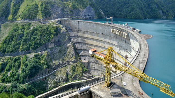 Výstavba přehrad vychýlila Zemi z rotační osy, zjistili vědci