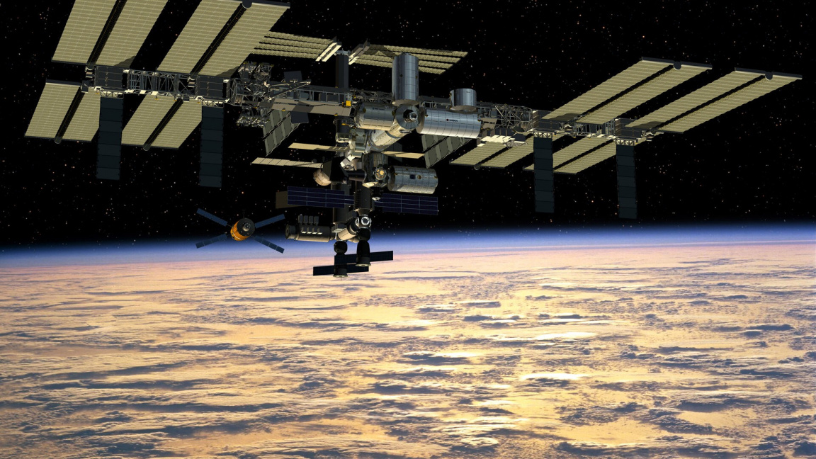 Z včerejší kávy dnešní čaj: Astronauti ukazují, jak daleko vede recyklace