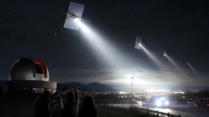 FCC schválila satelit s obřím zrcadlem, který má v noci svítit jako druhé slunce