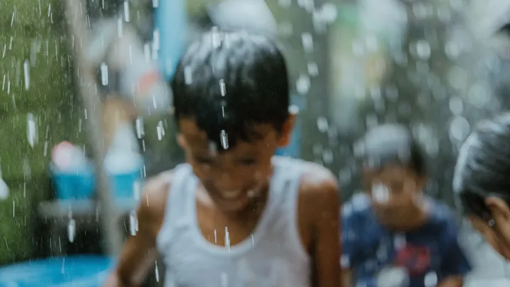 Přichází klimatická godzila. Svět může uvrhnout do humanitární krize