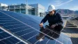 Solární panel s rekordní účinností jde letos do prodeje
