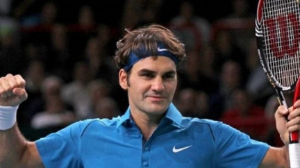 Federer je na Turnaji mistrů k neporažení, v třetím zápase přehrál Fishe