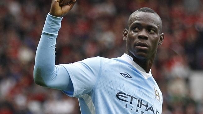 Gól Balotelliho ramenem!