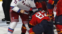 Rangers zahájili sérii s Devils vítězně, Lundqvist vychytal nulu