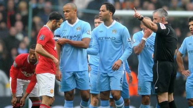 Obránce Manchesteru City Kompany neuspěl s odvoláním, dostal trest na čtyři zápasy