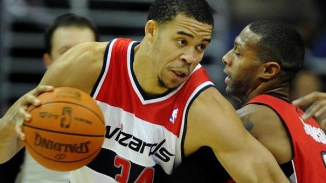 JaVale McGee v NBA nadchl diváky skvělým košem