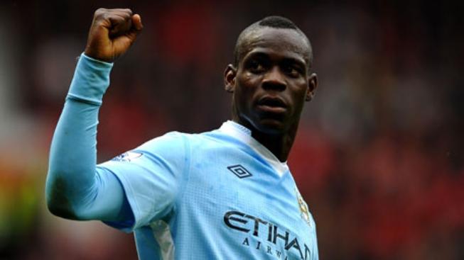 Rebel Balotelli se veřejně omluvil za své vyloučení