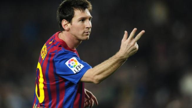Hattrick Messiho zajistil Barceloně výhru nad Málagou, dařilo se i Realu