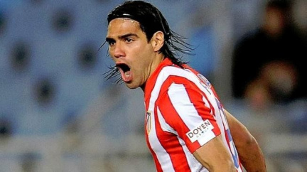 Střelec Falcao překonal brankáře nádherným lobem